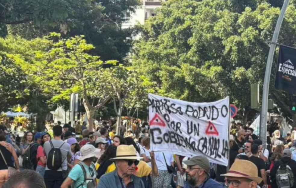 Masovni protesti na Kanarskim ostrvima protiv prekomernog turizma: Građani traže ograničenja i bolje uslove rada