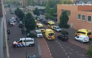 Krvavi napad nožem u Holandiji: Više povređenih, među njima i policajac