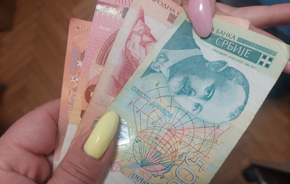 Nova ekonomija: Prosečna plata od 1400 evra koju obećava Vučić nije realna