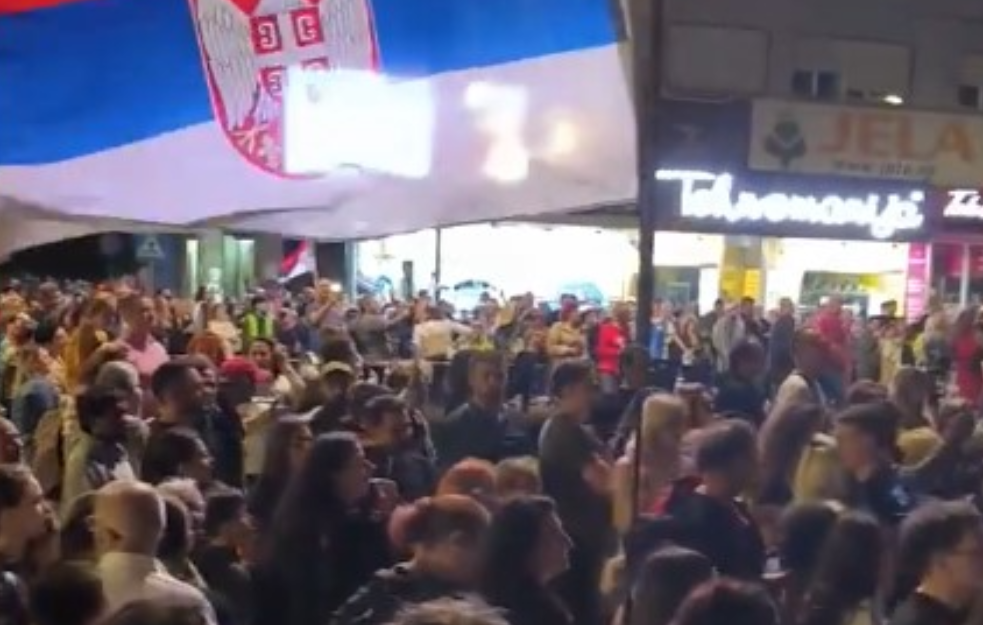 „Sloboda kreće sa istoka!“: Veličanstven doček u Zaječaru za studente-pešake pred sutrašnji protest (VIDEO)
