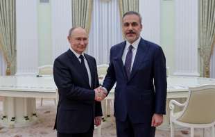Putin se sastao sa turskim ministrom spoljnih poslova