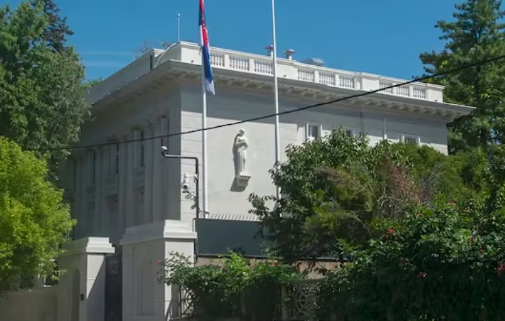 Pripreme za leto u državnim vilama: Bazeni i fontane koštaju više od 78.000 evra