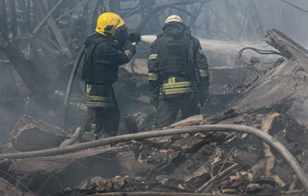 U napadu na Harkov ranjeno osam ljudi, Rusija tvrdi da je oborila 150 ukrajinskih dronova