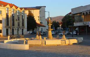 Grad platio 10.000 dolara radnicima da se dosele
