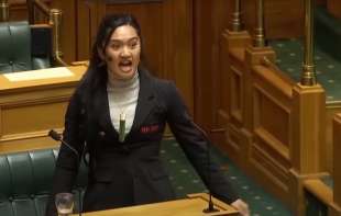 Novi Zeland suspendovao poslanike zbog haka plesa u parlamentu