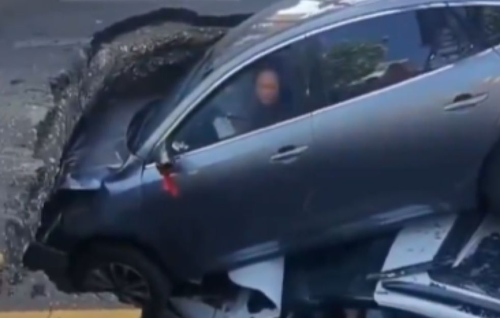 Haotičan udes u Kini (VIDEO)
