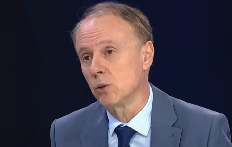 Napadaju ga teškom medijskom artiljerijom: Zašto se vlast plaši rektora Vladana Đokića?