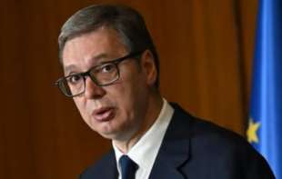 Vučić najavljuje promenu Ustava zbog izvršitelja