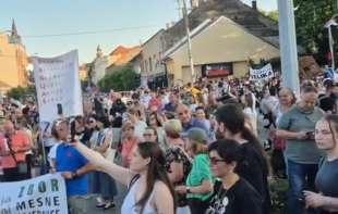 Protesti studenata i građana u Zrenjaninu i Lapovu: