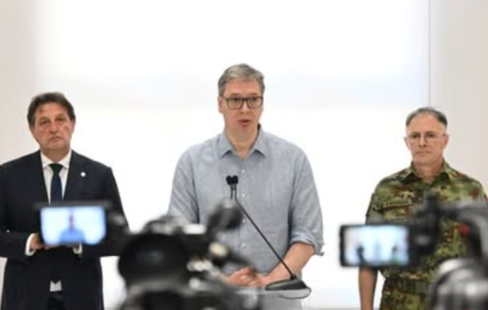 Vučić: Imali smo jedan od presudnih sastanaka za promene koje predstoje Vojsci Srbije (FOTO/VIDEO)