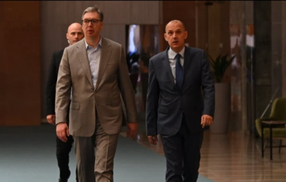 "Država je pohapsiti nasilnike": Vučiću se priviđa nasilje na Vidovdan , i najavljuje dolazak u Novi sad