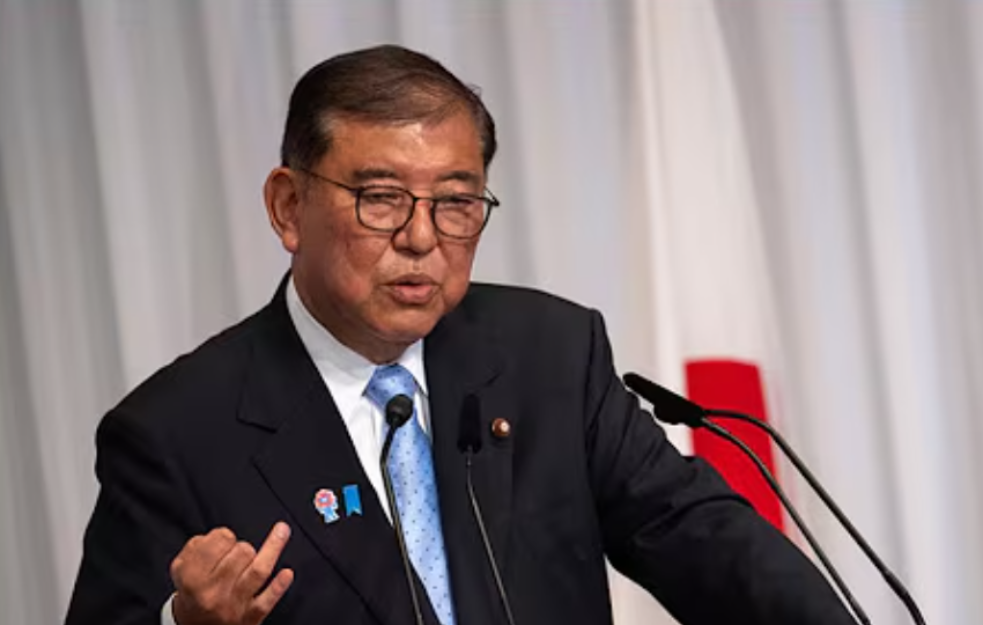 Premijer Japana demantovao da podnosi ostavku