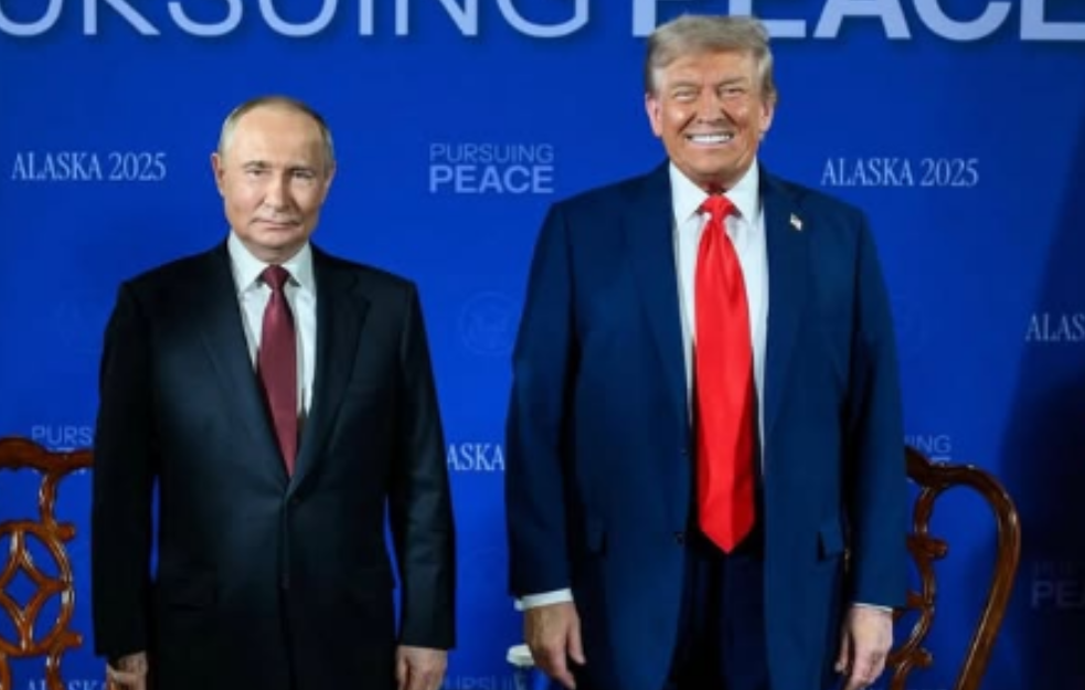 O čemu govore kravate Vladimira Putina i Donalda Trampa