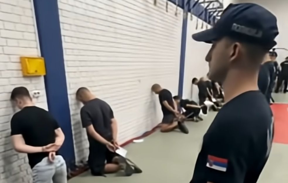 Pravnik Vladica Ilić: Srbija bi mogla pred evropski sud zbog snimka uhapšenih u Novom Sadu koji kleče