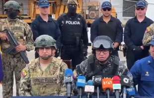 Veliki udar na narko-kartele:Ekvador uz pomoć SAD na moru zaplenio preko 10 tona droge (VIDEO)