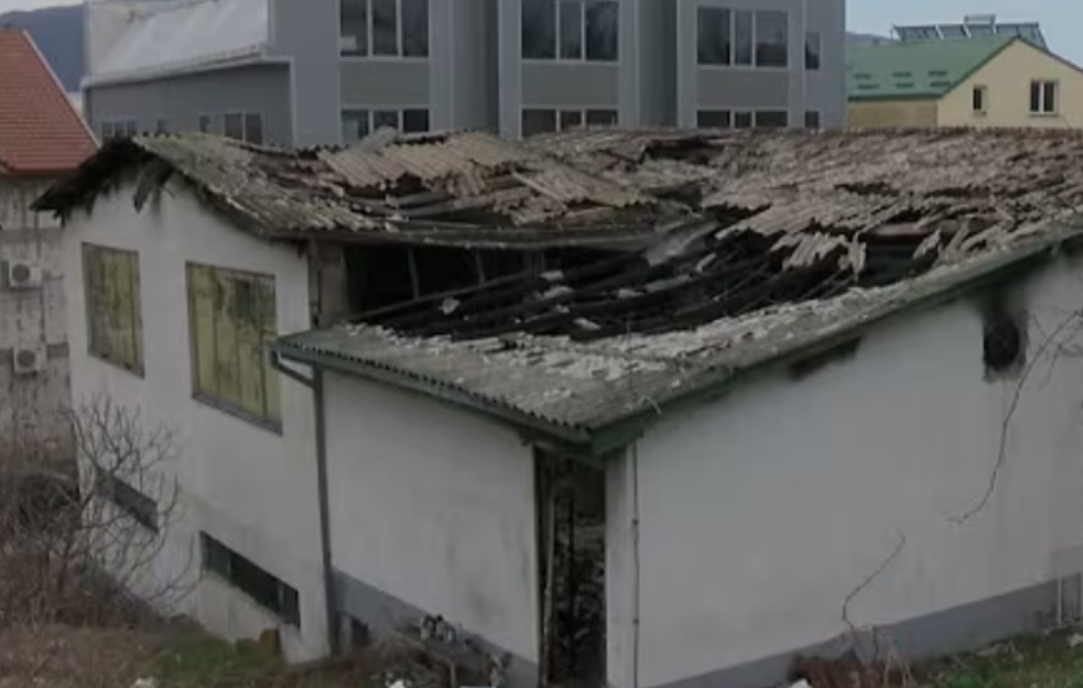 Dvoje mladih povređenih u požaru u Kočanima i dalje u teškom stanju