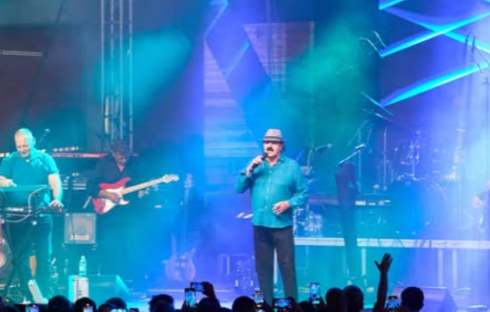 Haris Džinović u makedonskom gradu Berovo sa 6.500 stanovnika okupio 18.000 ljudi