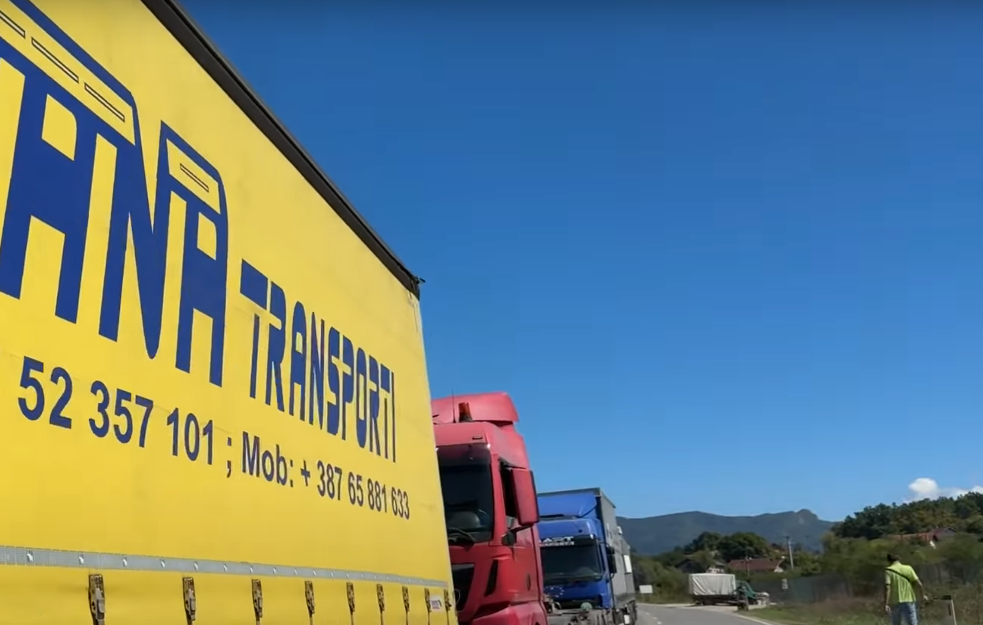 Blokada teretnog saobraćaja u BiH se nastavlja na graničnim prelazima i carinskim terminalima