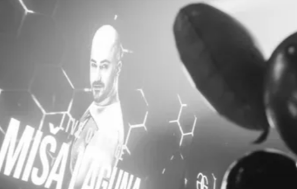 Pevač doživeo jezivu scenu na svom nastupu