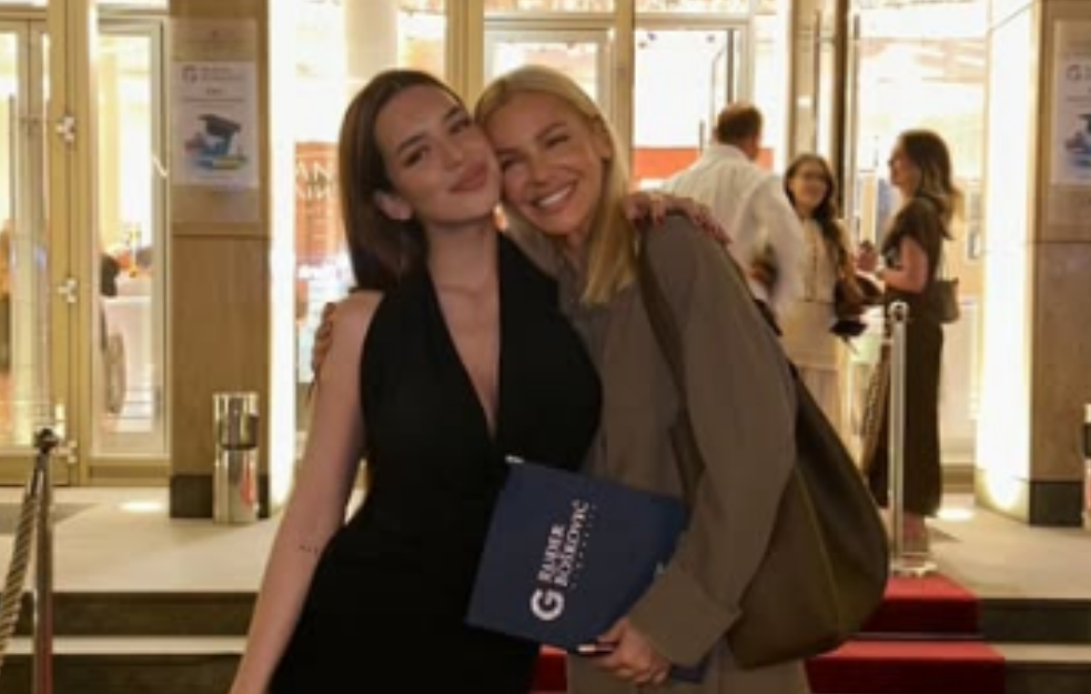 Nataša Bekvalac ispratila ćerku u Španiju: Hana se oglasila čim je stigla u Madrid FOTO