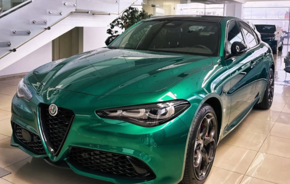 Stellantis opoziva više od 50.000 vozila zbog pumpe za gorivo