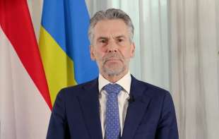 Holandski premijer: NATO spreman da obori ruske avione koji naruše vazdušni prostor članica