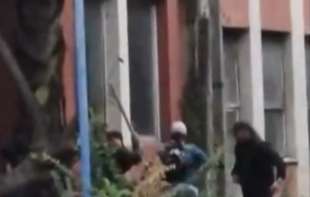 SNS batinaši pretukli mladića i medicinsku sestru u Čačku (VIDEO)