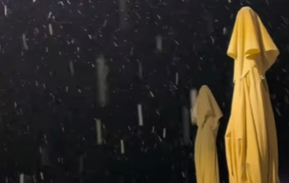 Zima kad joj vreme nije: Na Kopaoniku počeo da pada sneg (VIDEO)