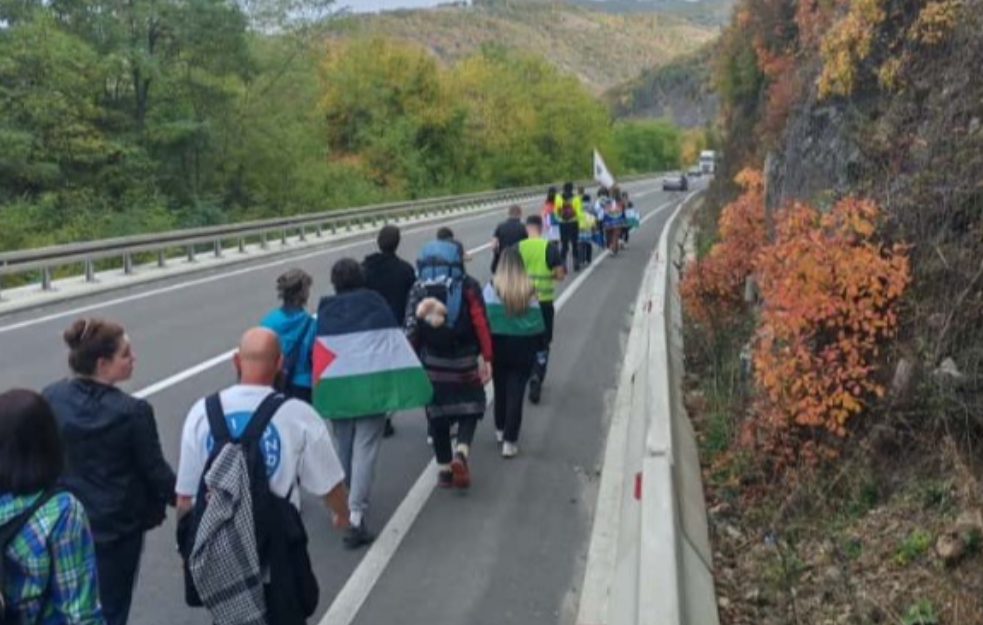 Heroji: Krenuo studentski marš od 340 kilometara iz Novog Pazara za Novi Sad