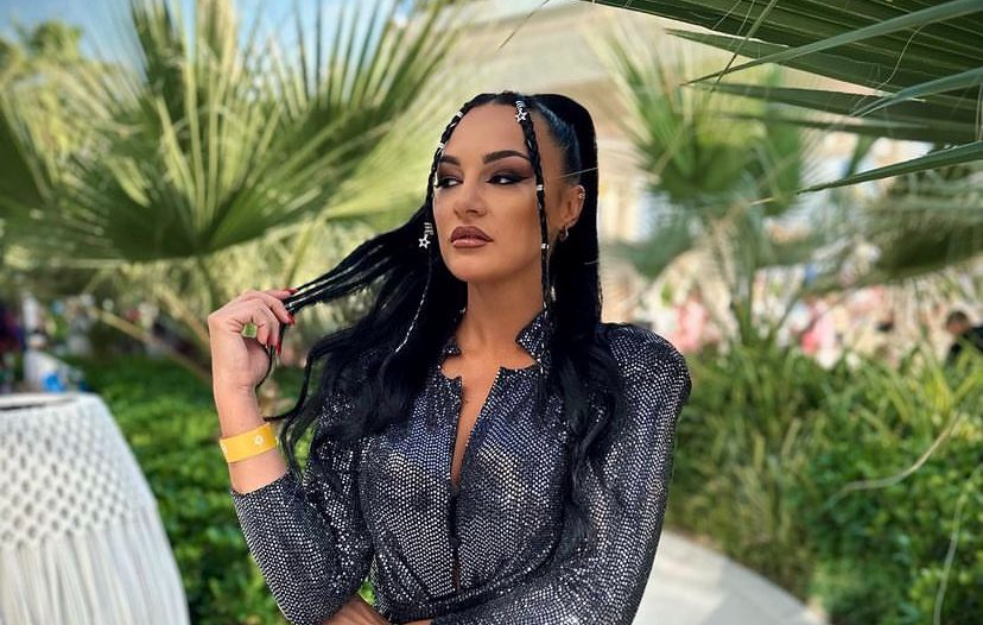 Mirna Radulović potpuno promenila lični opis (FOTO)