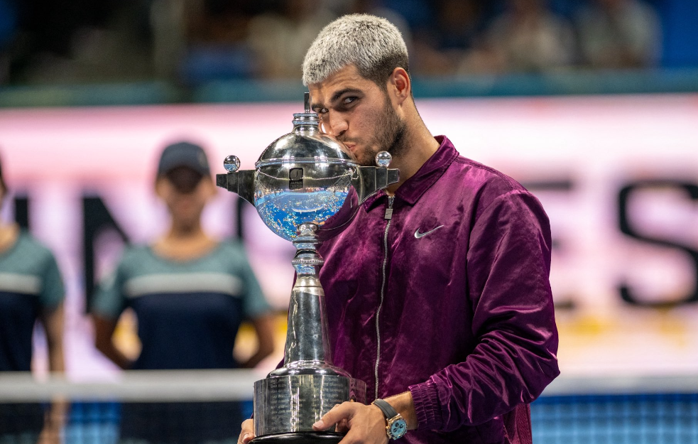 Alkaras rano ispao u parizu