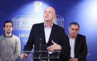 Hrvatski Srbin i ostali nacisti opet u „hotelu“ Jasenovac: Srbe pobiti, pa ih i optužiti da su krivi!