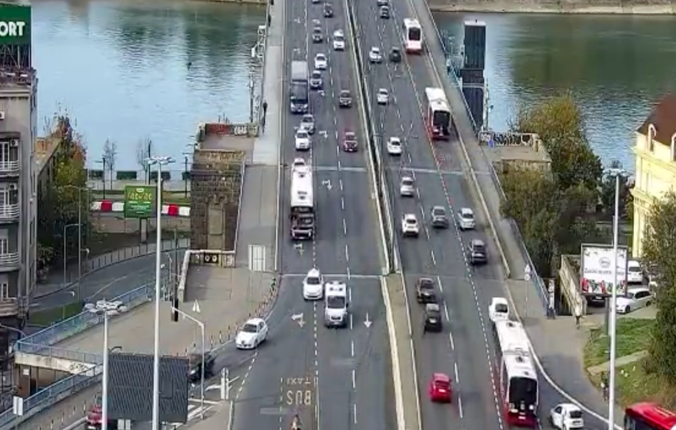 Vozači naoružajte se strpljenjem: Saobraćaj usporen od ranih jutarnjih časova