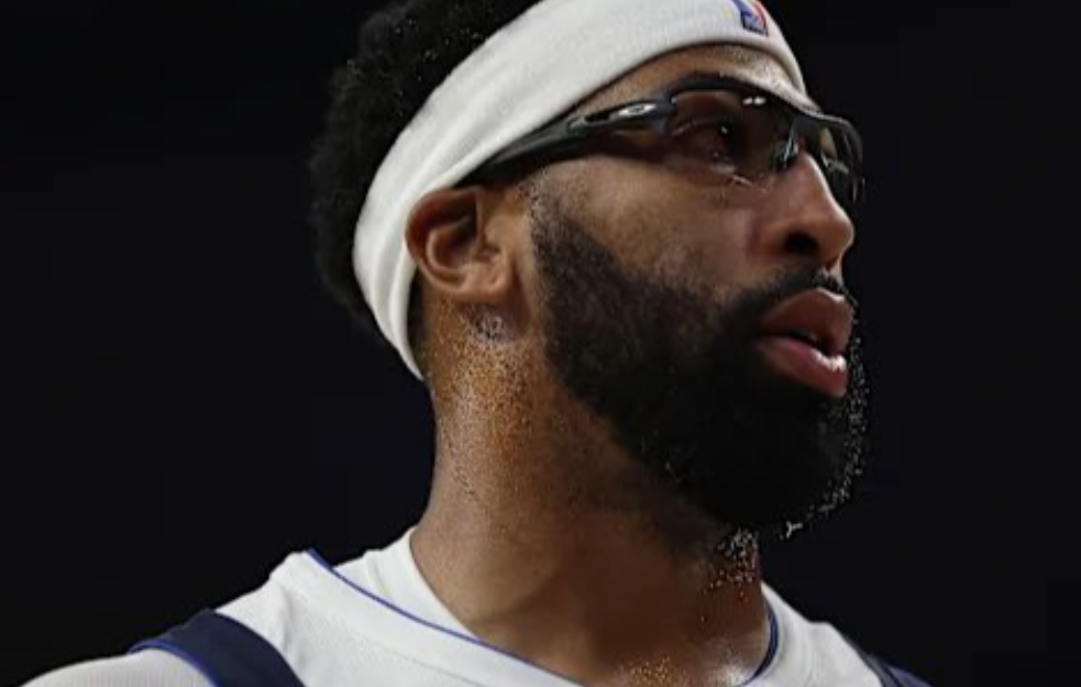 Dalas ne zna šta da radi sa Entonijem Dejvisom