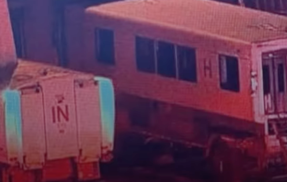 Vozilo za prevoz putnika kod Vašingtona udarilo u dok terminala