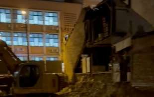  Na Vračaru se obrušio zid kuće pored gradilišta