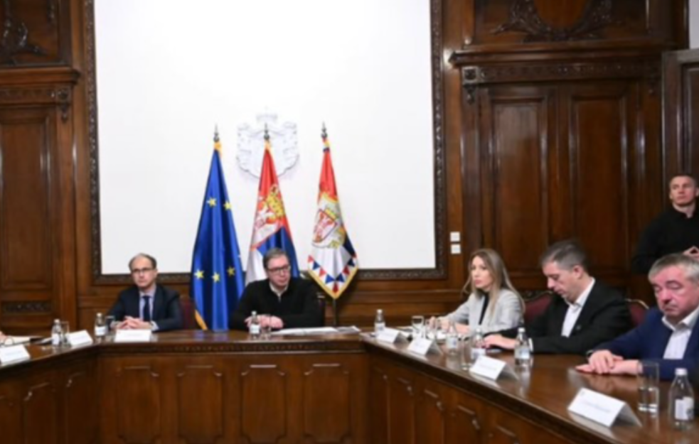 Vučić sa timovima zaduženim za energetsku stabilnost: Sprovodićemo mere koje čuvaju našu energetsku sigurnost