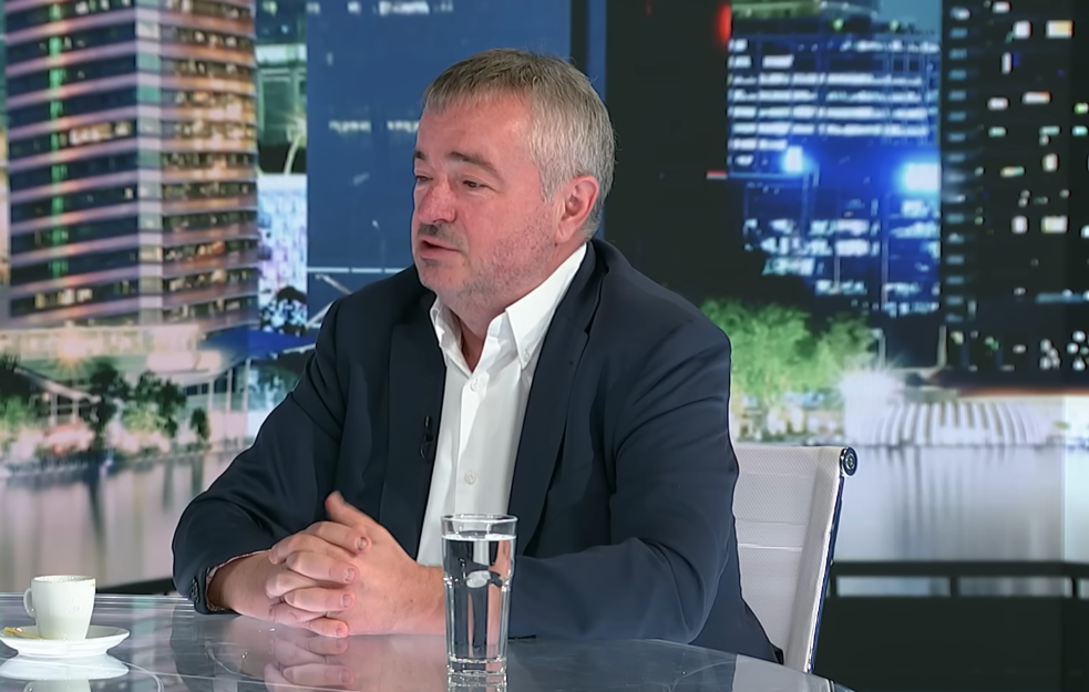 Bajatović: Potrebno rešenje da NIS nastavi rad, država spremna na korake