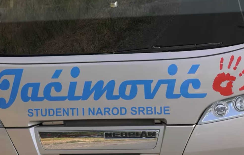 Vraćena dva od sedam oduzetih autobusa Milomira Jaćimovića, policija najavila nova oduzimanja pri ulasku u Beograd