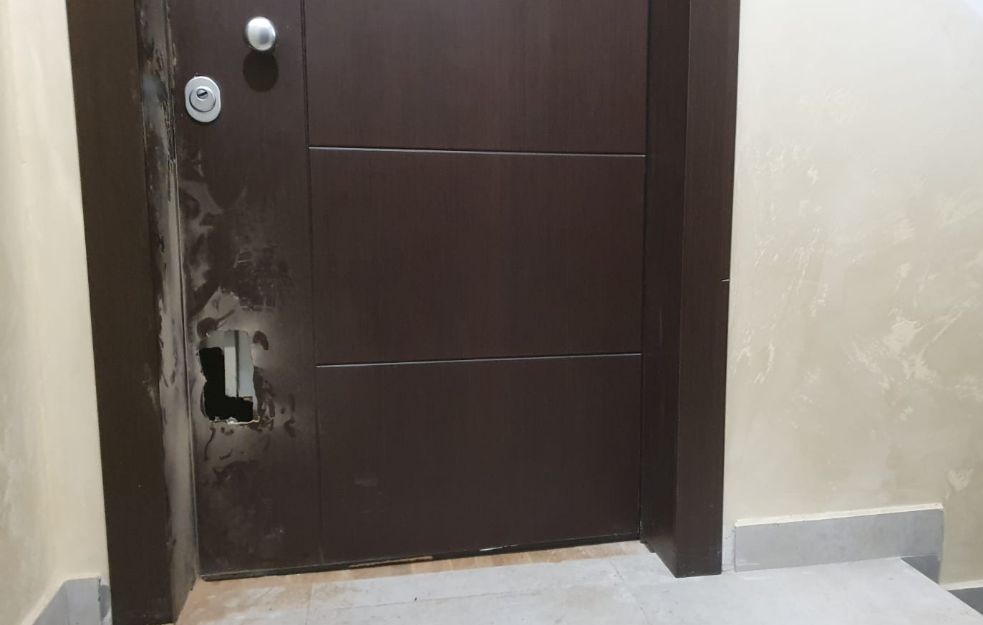 IZVRŠITELJ ALEKSANDAR VULOVIĆ OBIJA STANOVE DA BI IH “POPISAO”