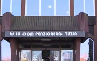 Još nema imena odgovornih za požar u Domu penzionera i smrt 17 osoba u Tuzli