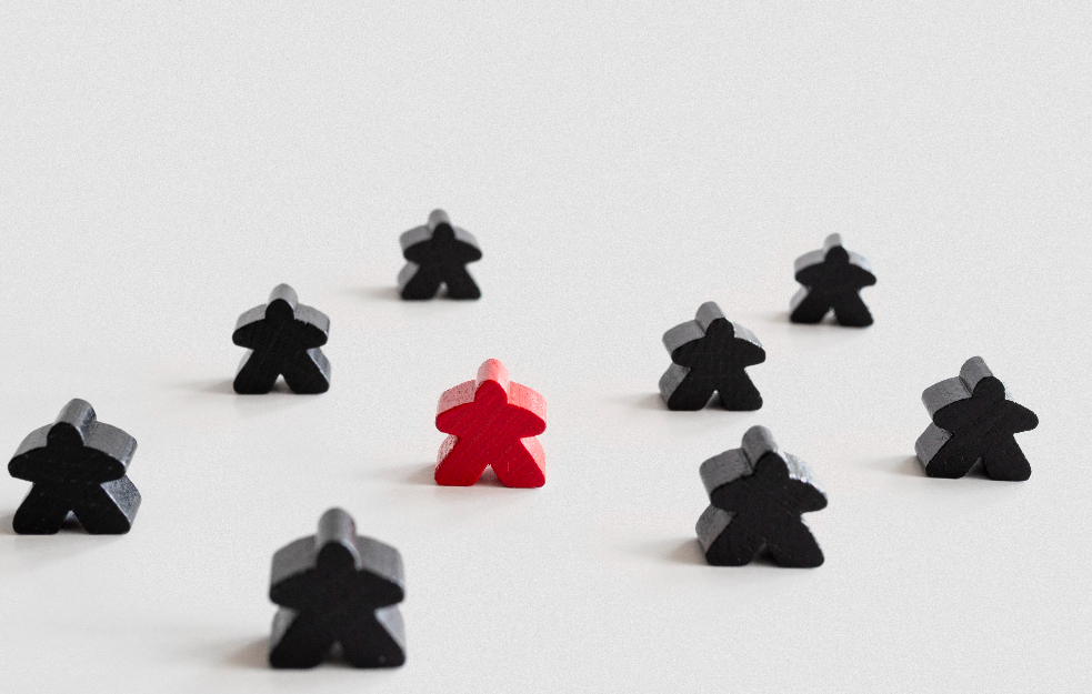 Zašto se ljudi slažu i kad znaju da nešto nije tačno