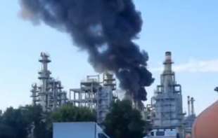 Velika ruska naftna rafinerija pogođena britanskim raketama Storm šedou (VIDEO)
