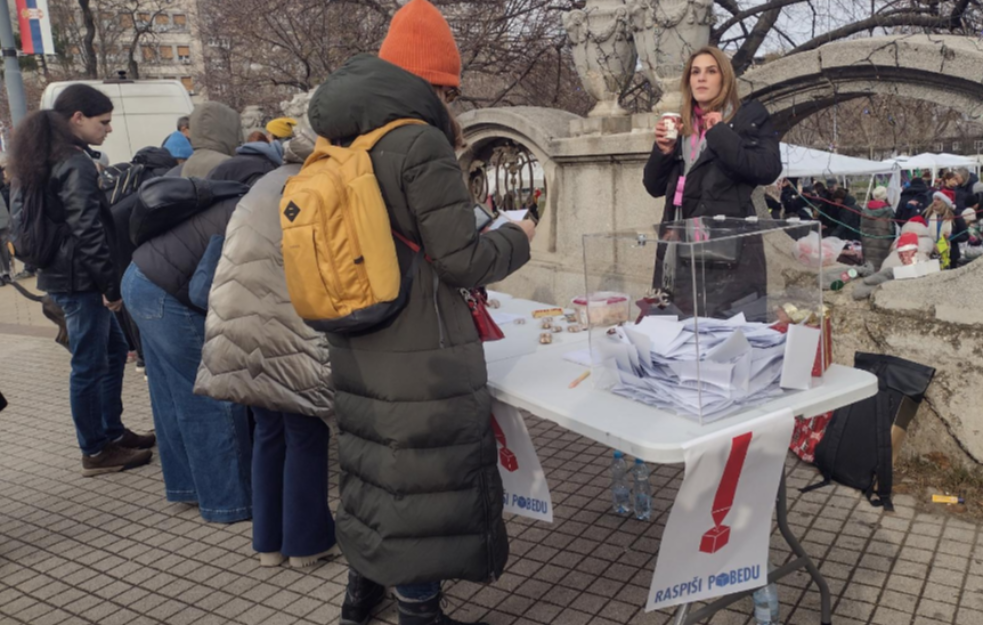 Studentkinje posle akcije 
