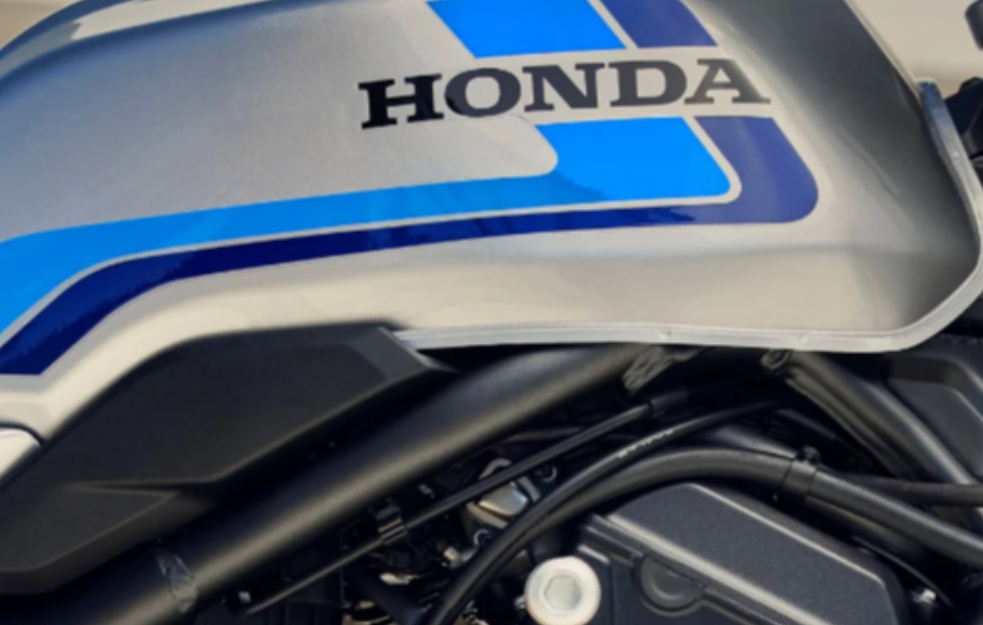 Novi Hondin motor vraća retro dizajn u čast osamdesetih