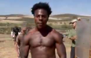 IShowSpeed se trkao sa gepardom u Africi i zapalio mreže (VIDEO)