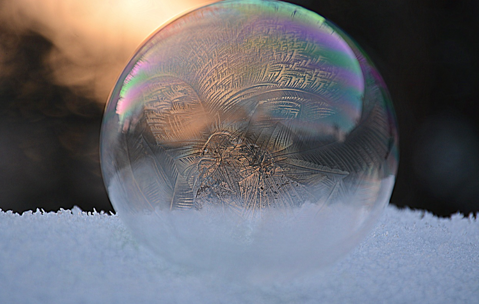 Kako se obući za minus 40: Žena pokazuje kako štiti sebe i bebu od hladnoće (VIDEO)
