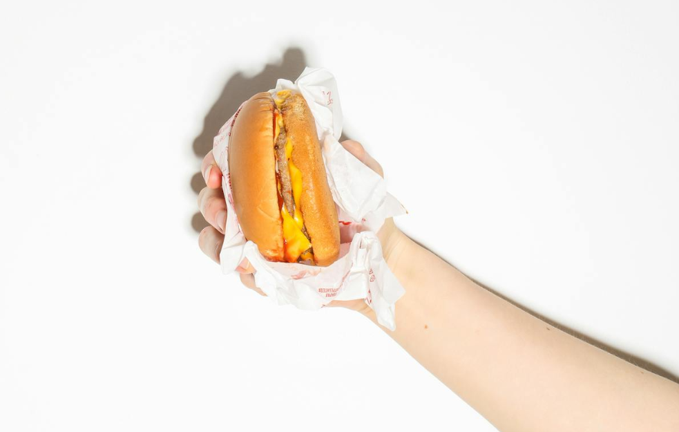 DA LI ĆETE PROBATI?! Smršala 45 kilograma, tvrdi da je tajna u ovom doručku