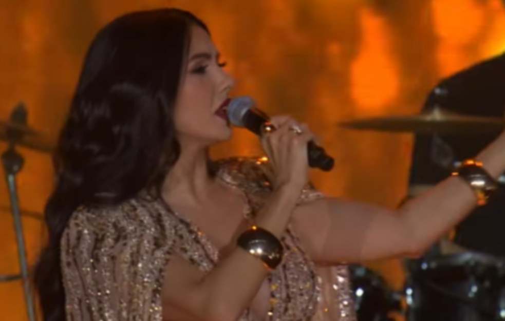  Tanja Savić na odmoru u Bugarskoj: Ni traga ni glasa od Mukija