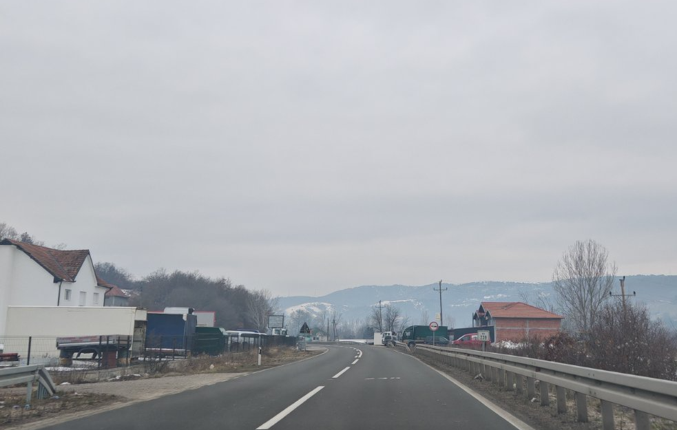 Putevi prohodni, raskva&scaron;eni sneg mestimično, moguća poledica i magla